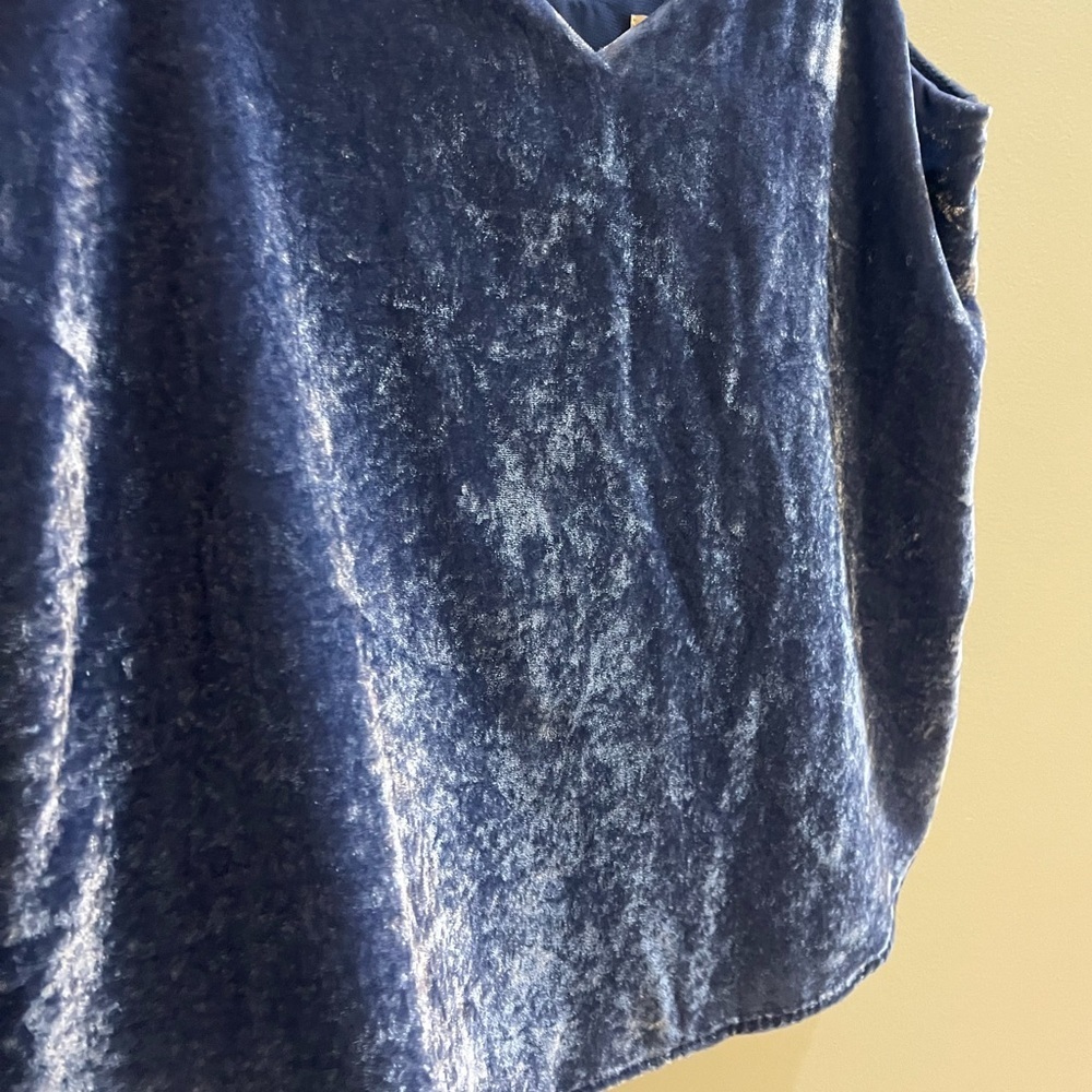 Velvety tank women’s Small / XS LOFT - Picture 3 of 5